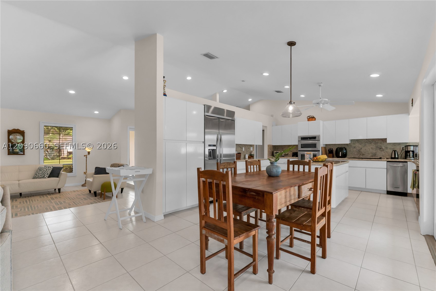 7915 SW 155th St, Palmetto Bay FL 33157
