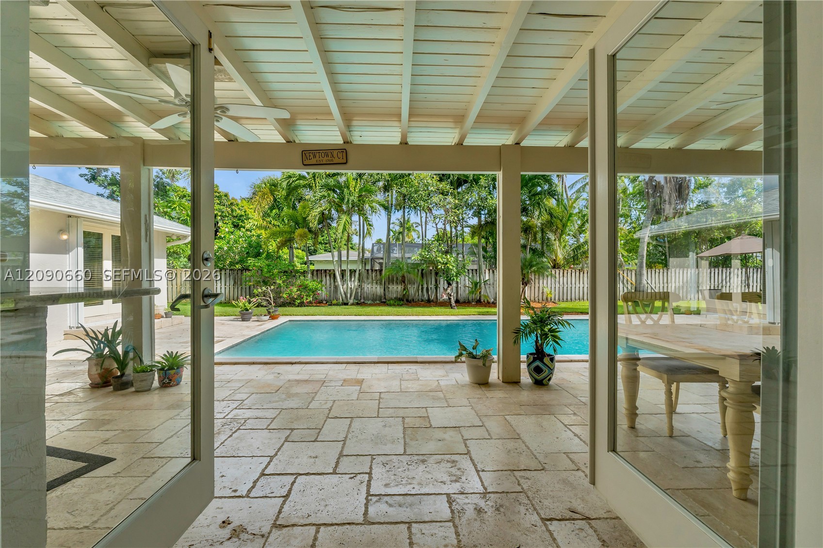 7915 SW 155th St, Palmetto Bay FL 33157