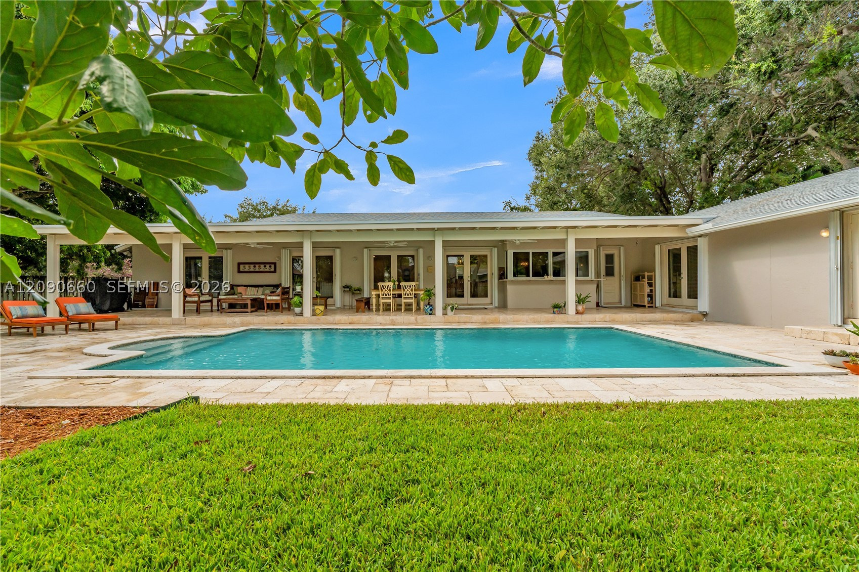 7915 SW 155th St, Palmetto Bay FL 33157