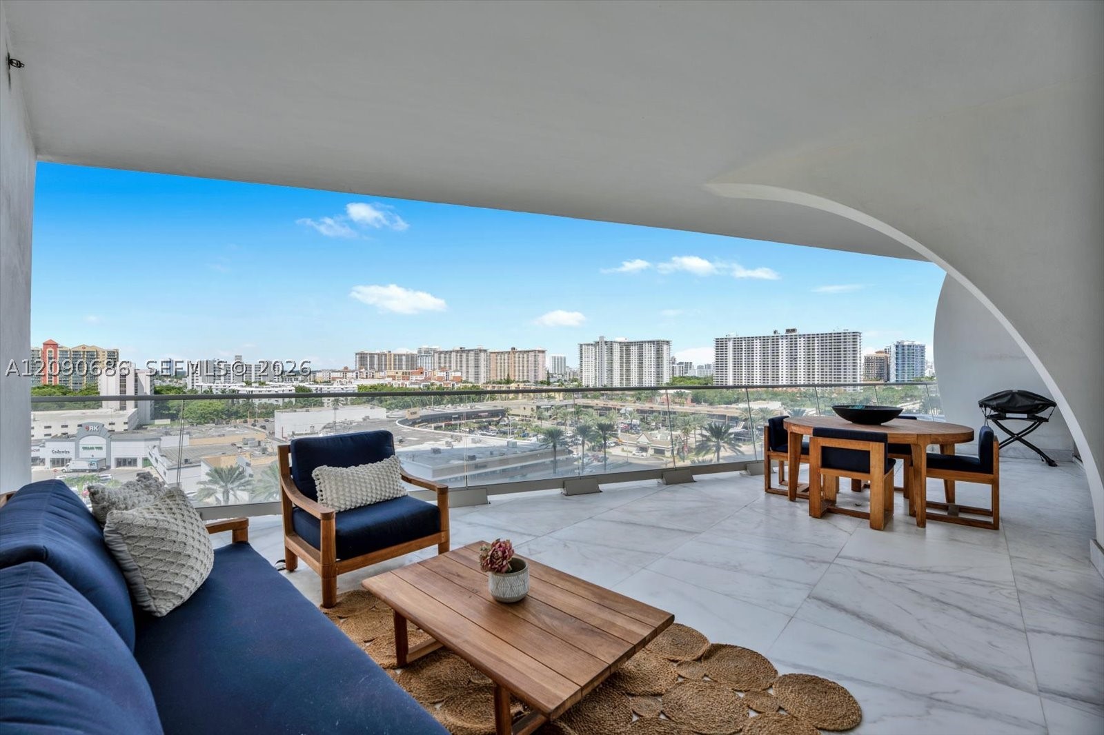 16901 Collins Ave #803, Sunny Isles Beach FL 33160