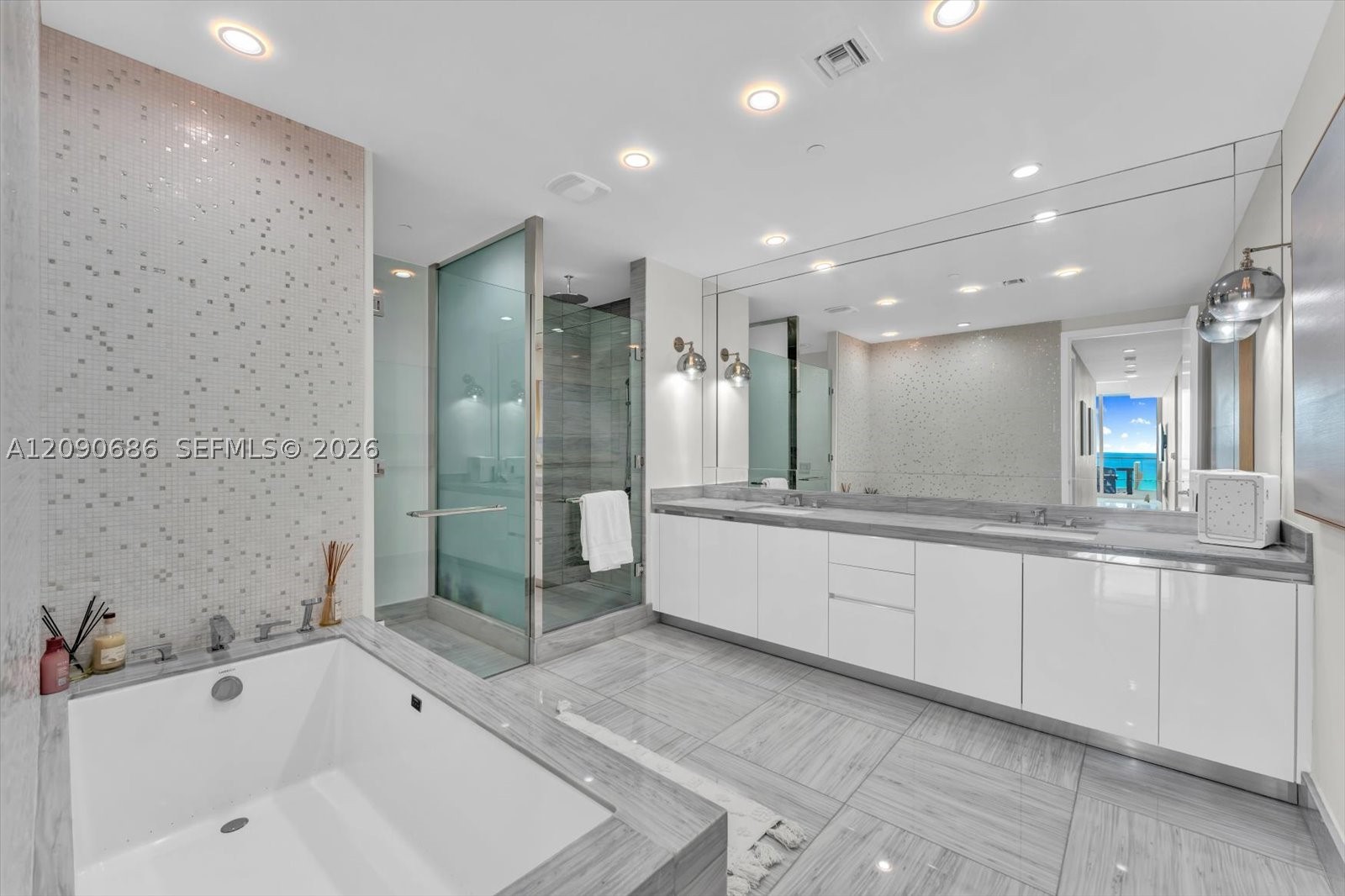 16901 Collins Ave #803, Sunny Isles Beach FL 33160