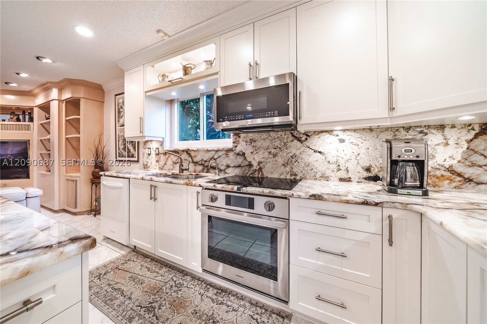 15935 NW 82nd Ct, Miami Lakes FL 33016