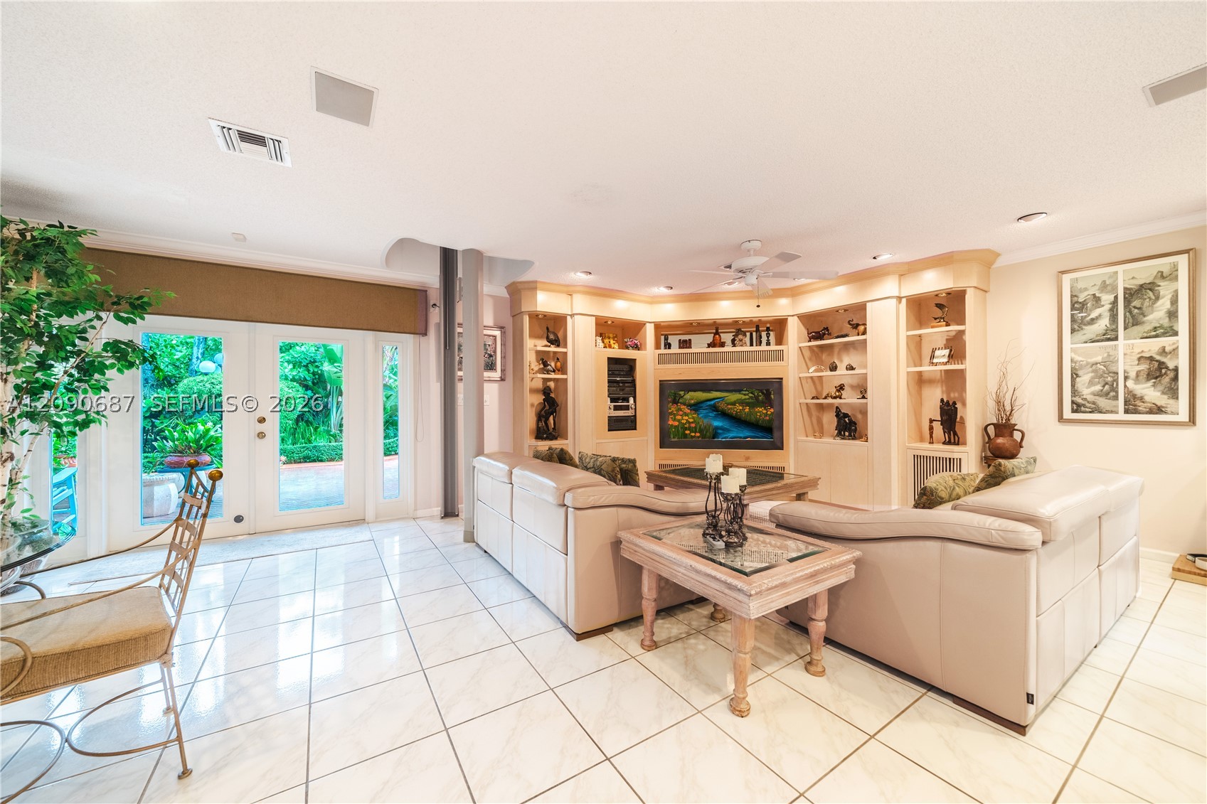 15935 NW 82nd Ct, Miami Lakes FL 33016
