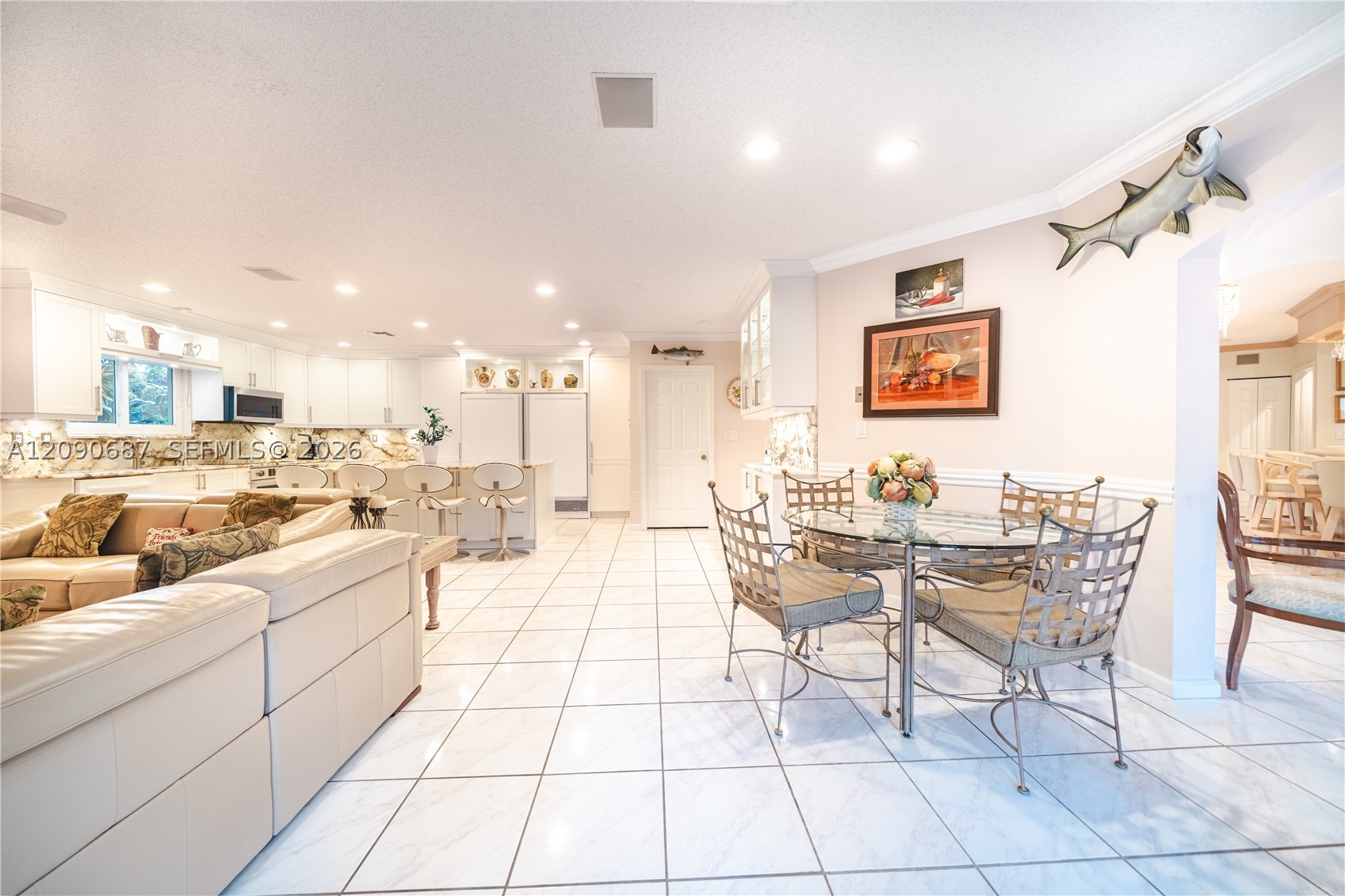 15935 NW 82nd Ct, Miami Lakes FL 33016