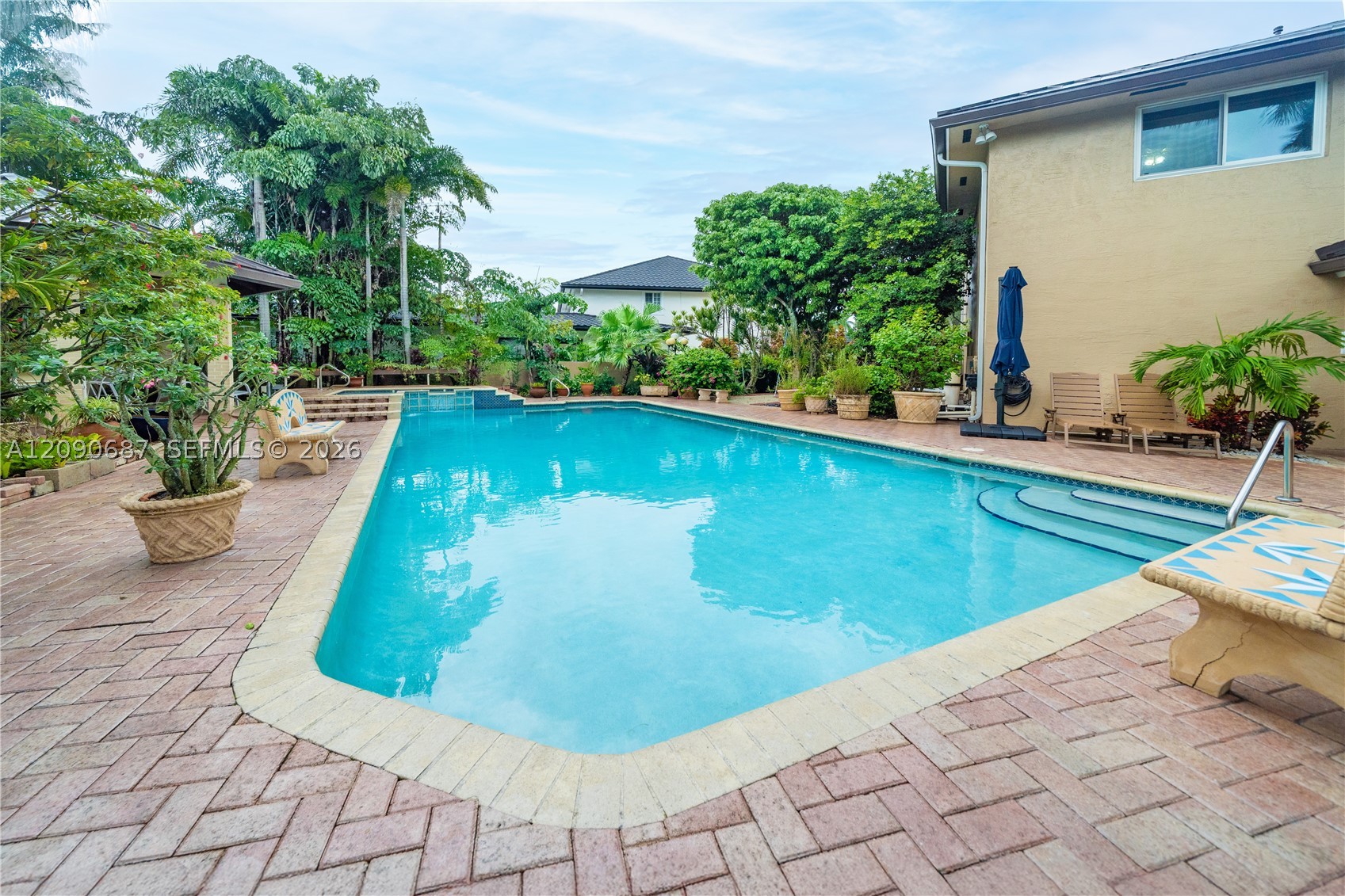 15935 NW 82nd Ct, Miami Lakes FL 33016