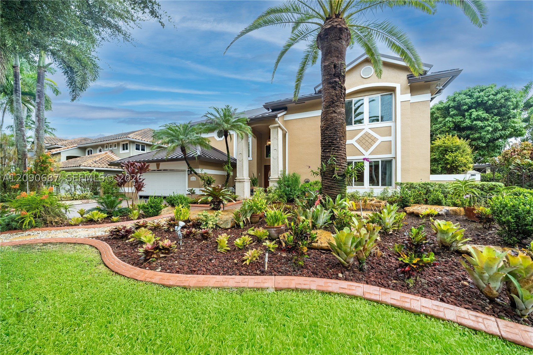 15935 NW 82nd Ct, Miami Lakes FL 33016