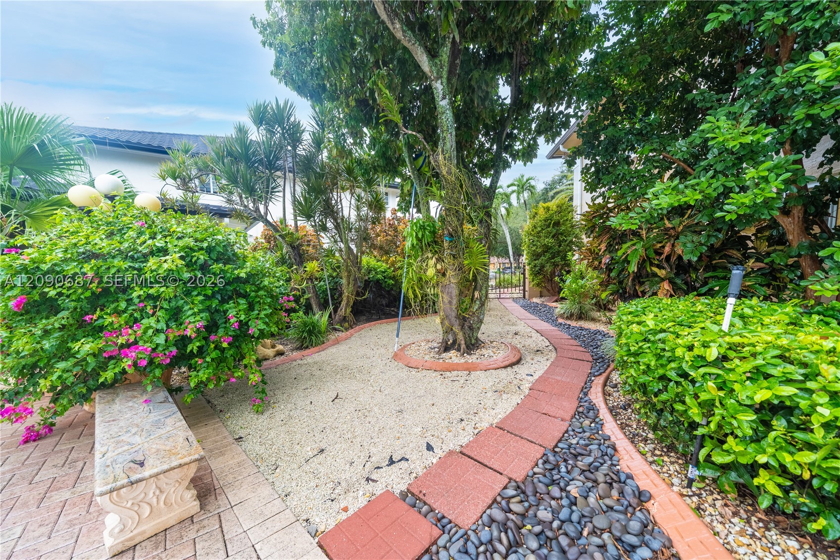 15935 NW 82nd Ct, Miami Lakes FL 33016