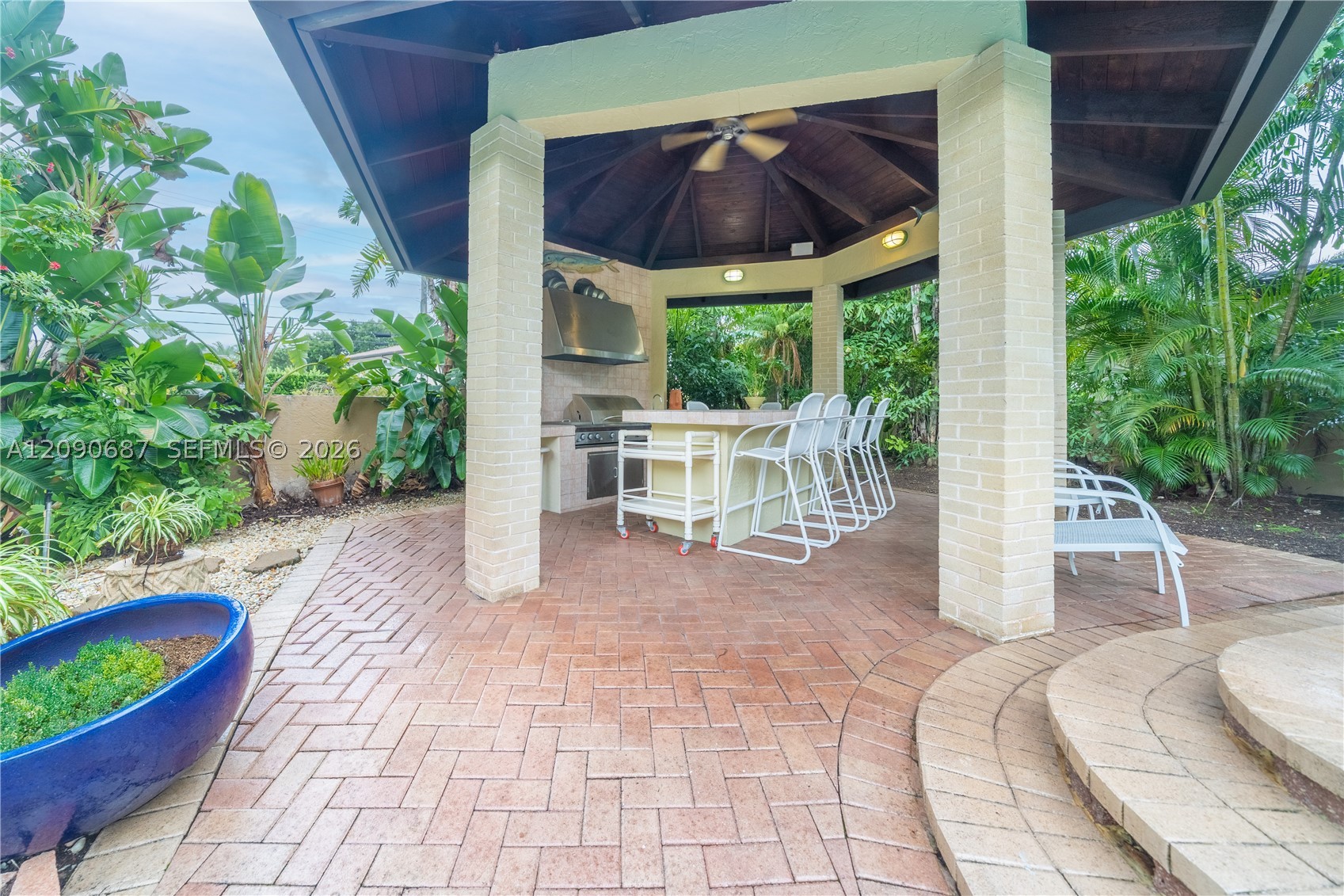 15935 NW 82nd Ct, Miami Lakes FL 33016