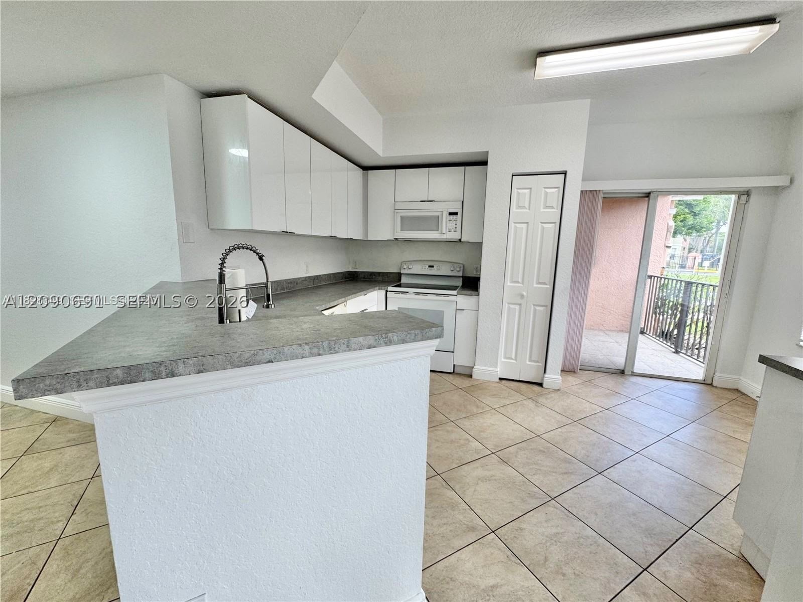 507 Belmont Ln #507, North Lauderdale FL 33068
