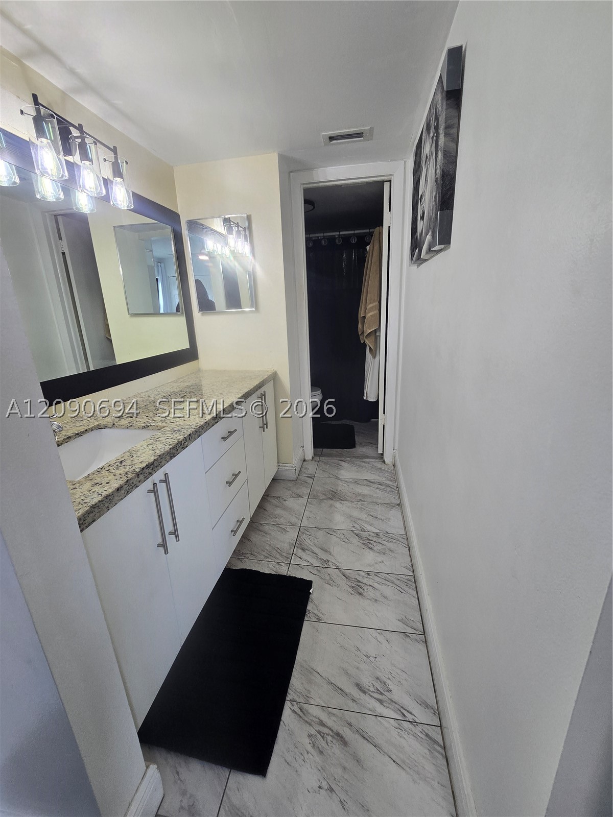 2185 White Pine Cir #B, Green Acres FL 33415