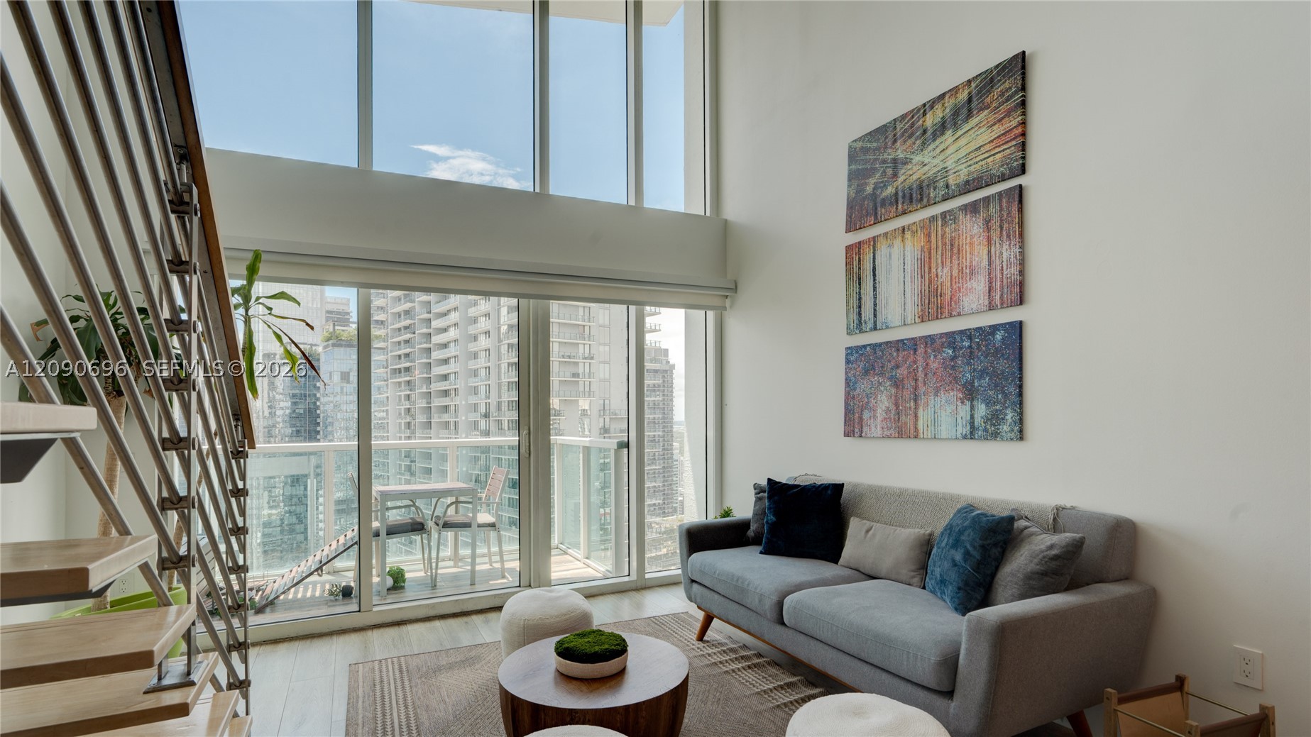 41 SE 5th St #2212, Miami FL 33131