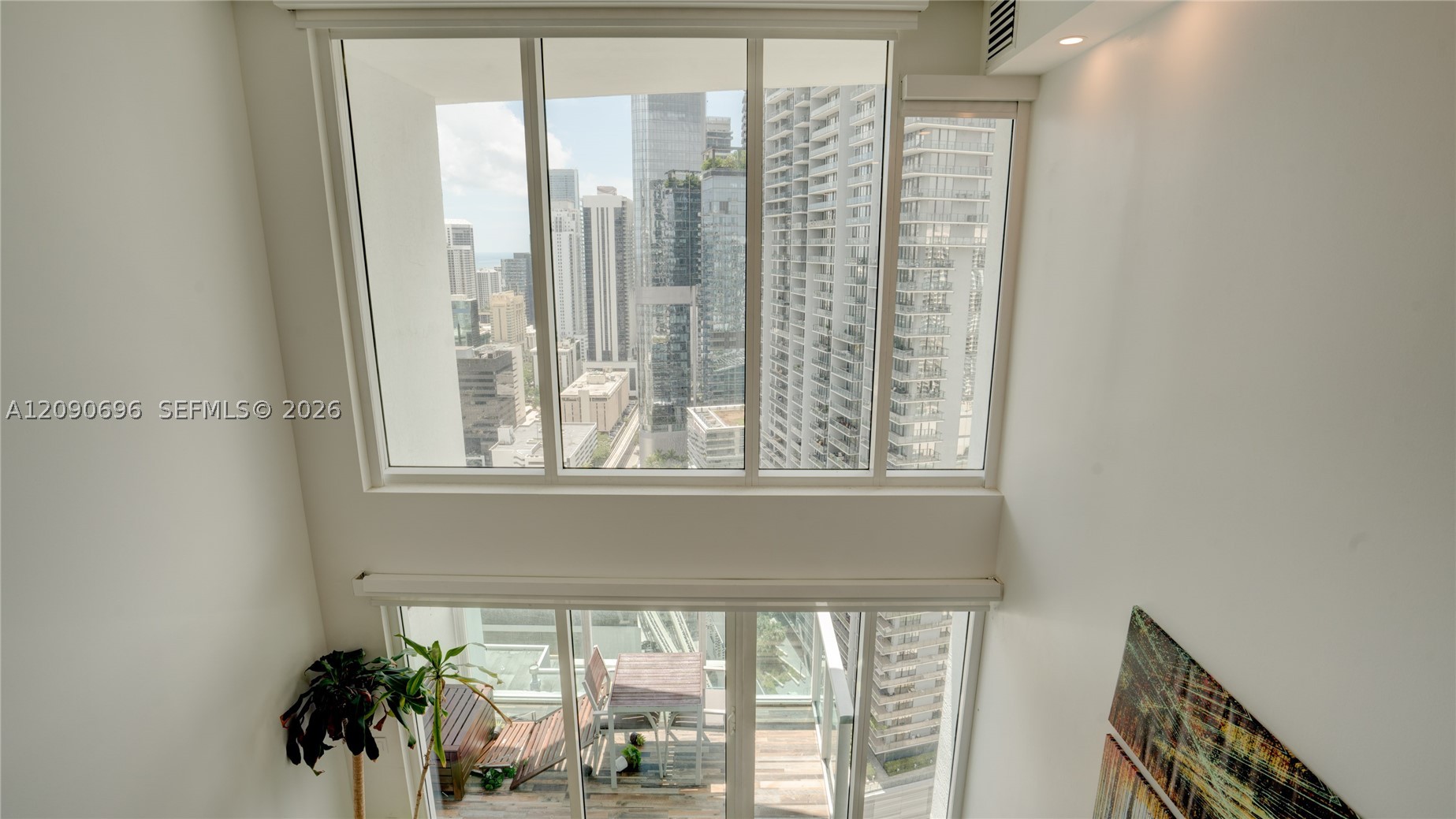 41 SE 5th St #2212, Miami FL 33131