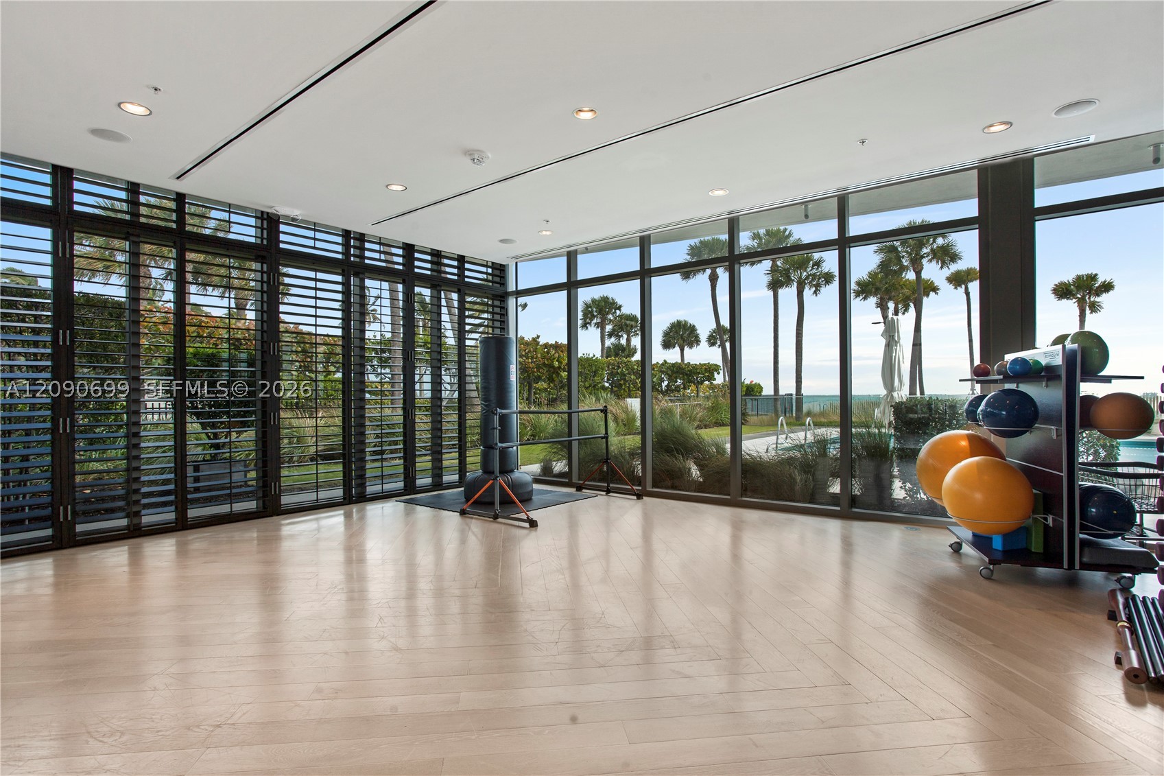 360 Ocean Dr #506S, Key Biscayne FL 33149
