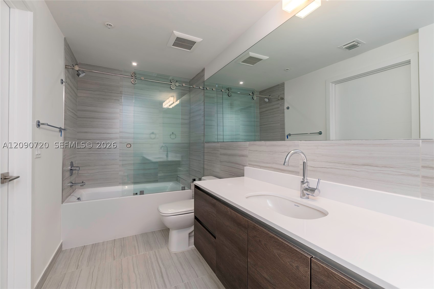 301 Altara Ave #734, Coral Gables FL 33146