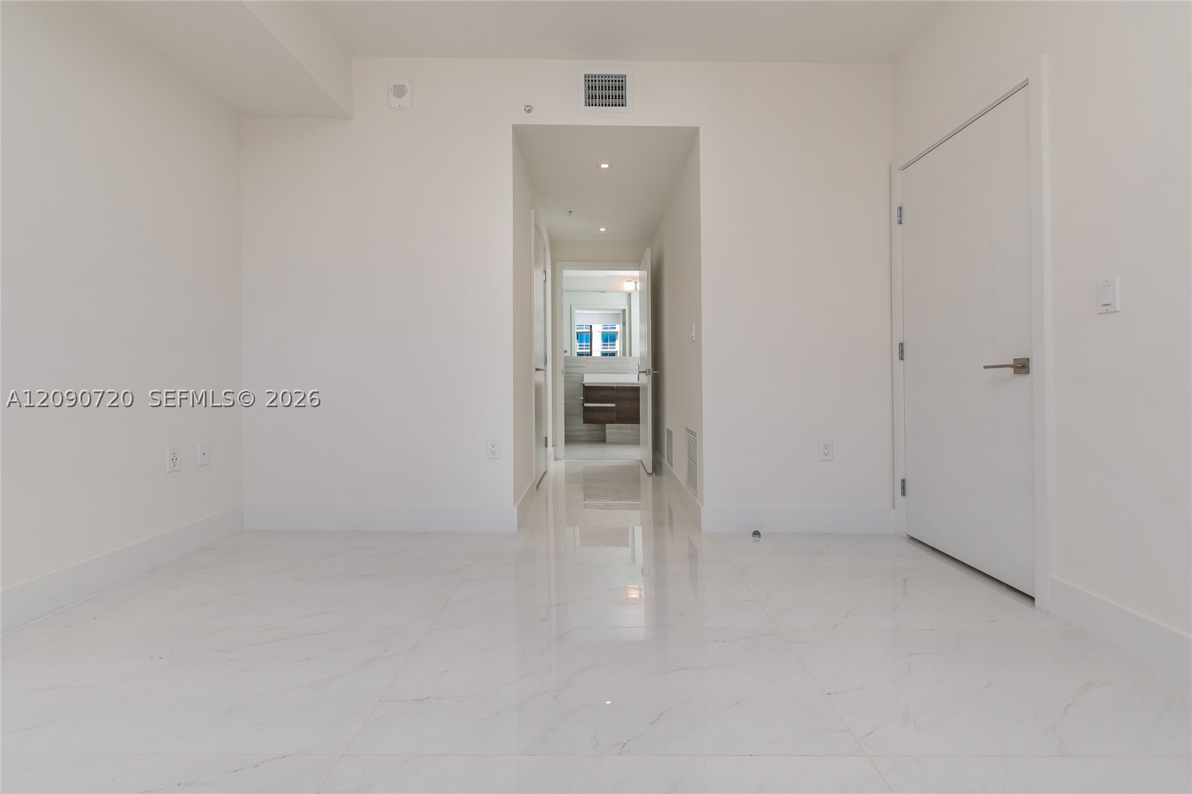 301 Altara Ave #734, Coral Gables FL 33146
