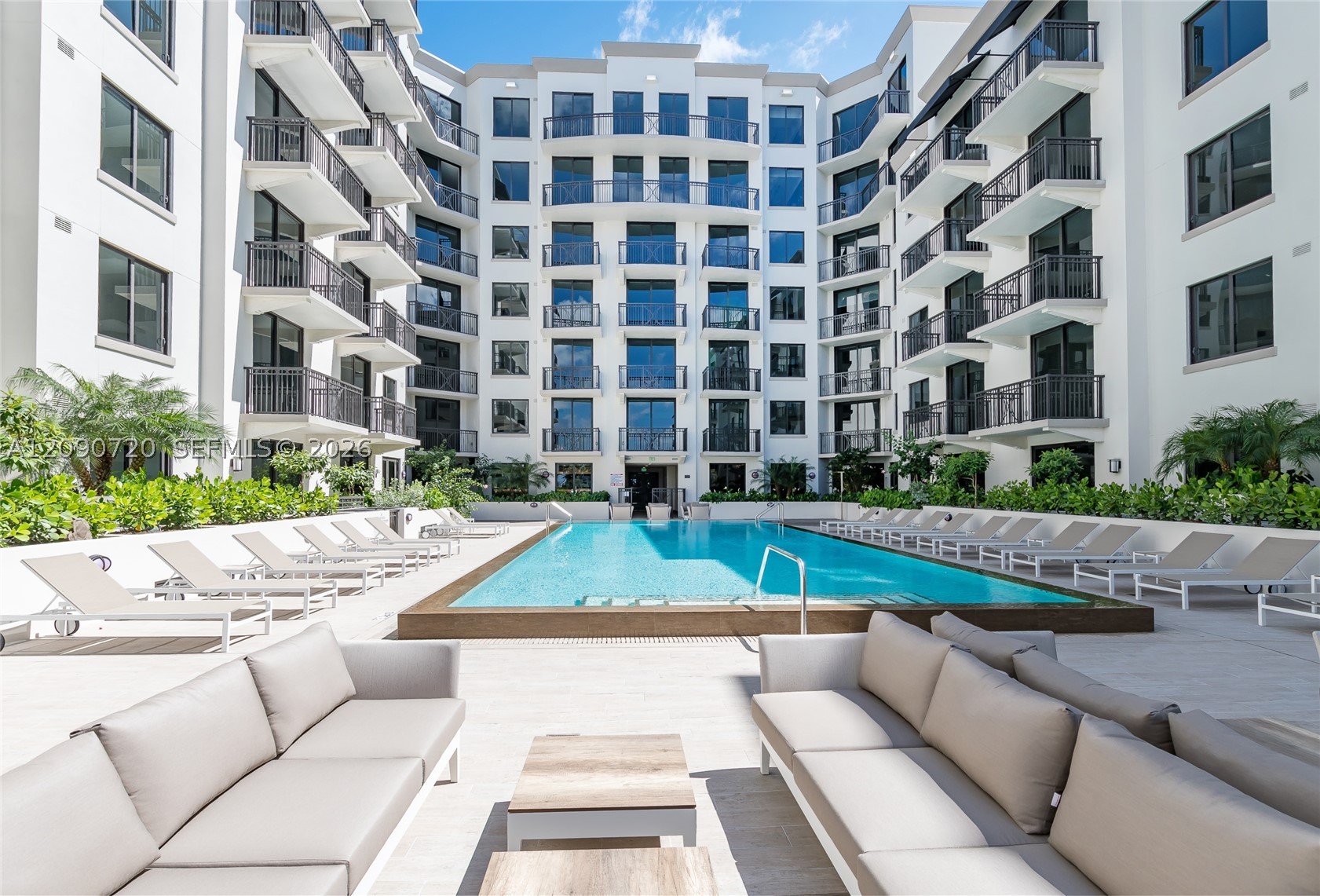 301 Altara Ave #734, Coral Gables FL 33146