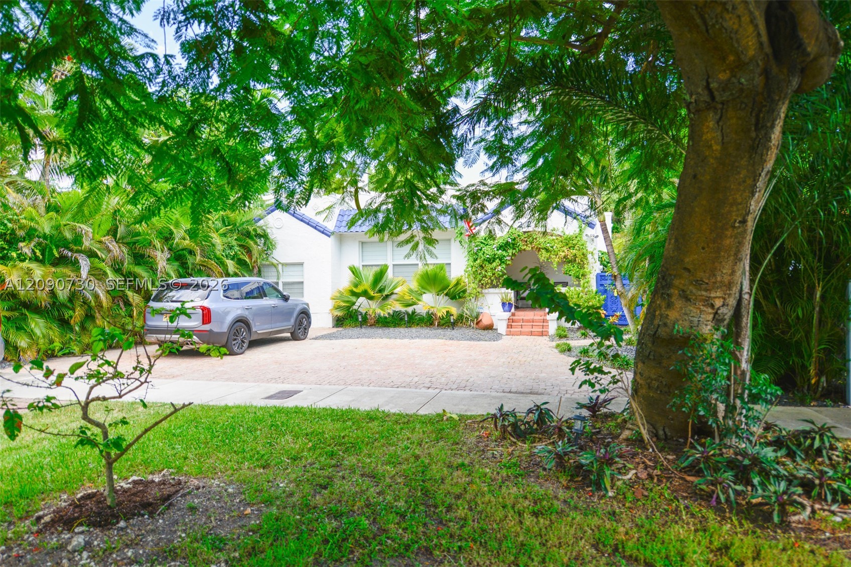 229 SW 19th Rd #., Miami FL 33129
