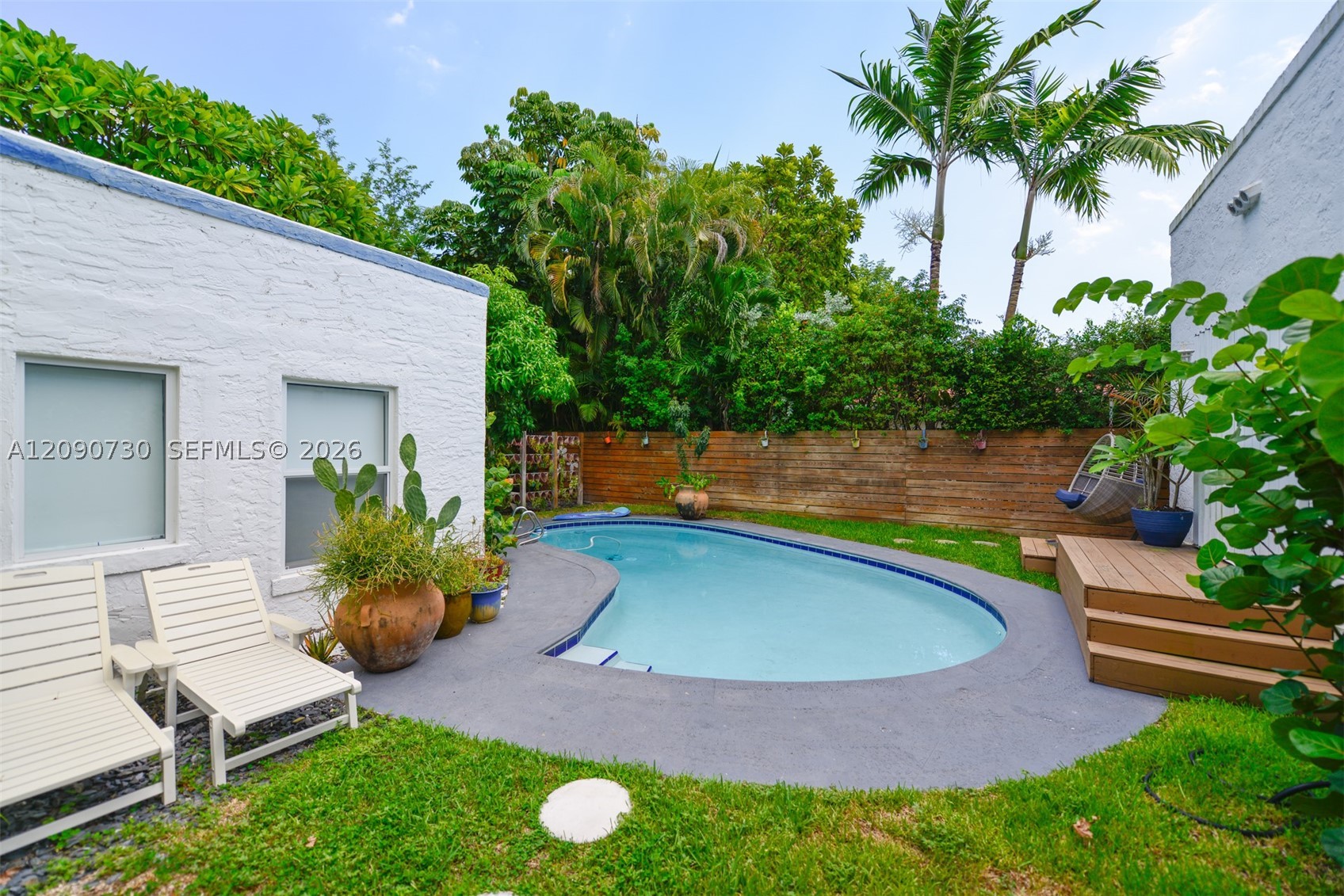 229 SW 19th Rd #., Miami FL 33129
