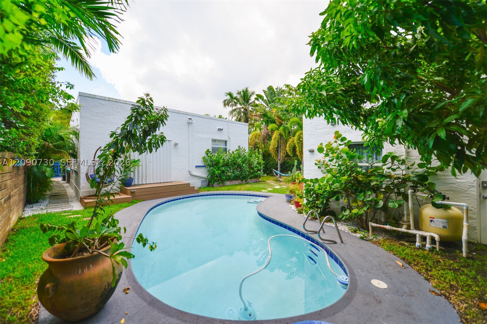 229 SW 19th Rd #., Miami FL 33129
