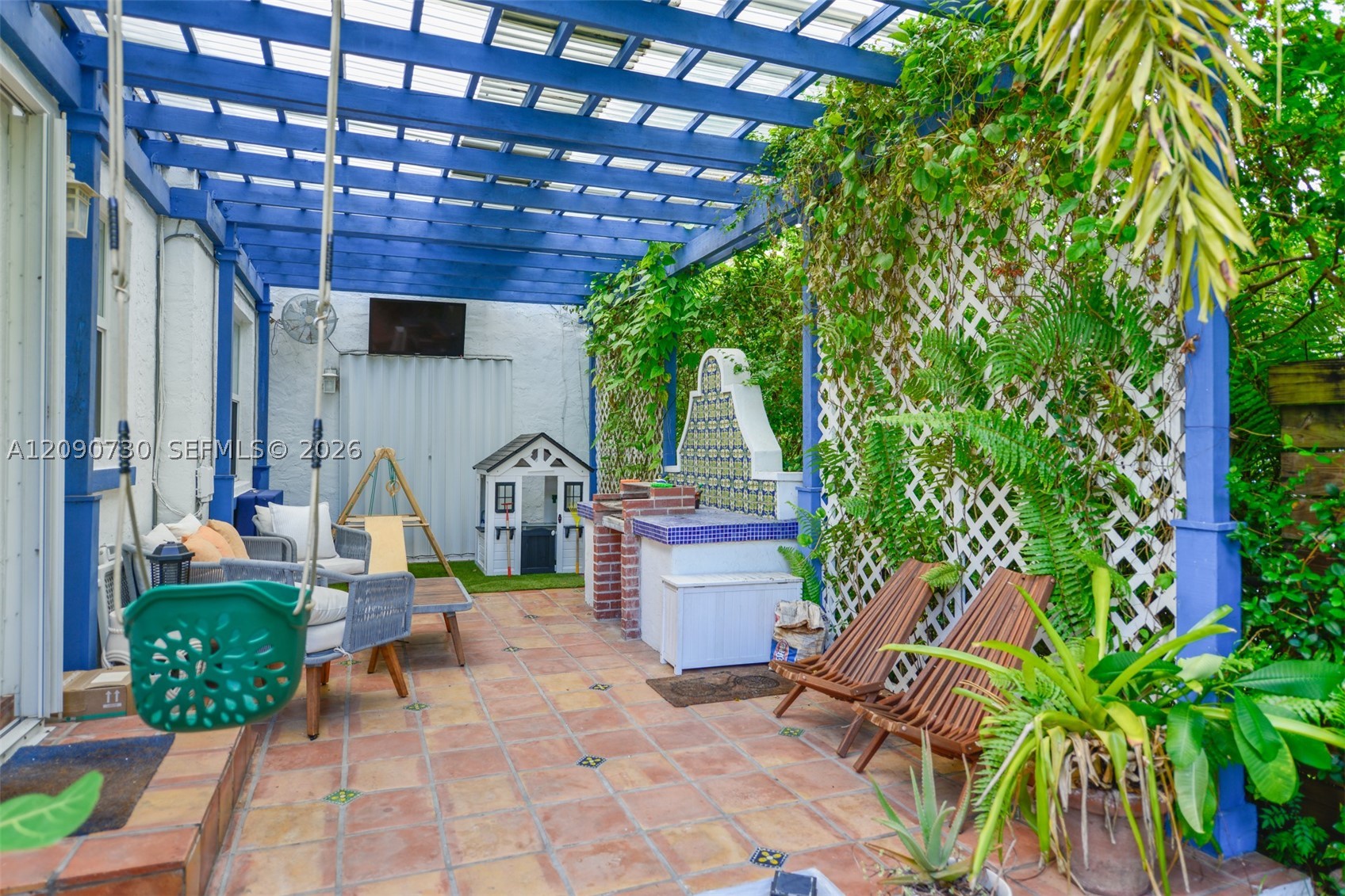 229 SW 19th Rd #., Miami FL 33129