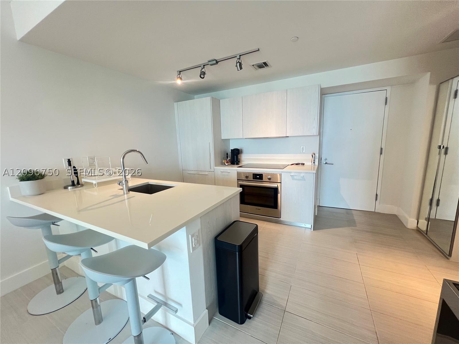 501 NE 31st St #3402, Miami FL 33137