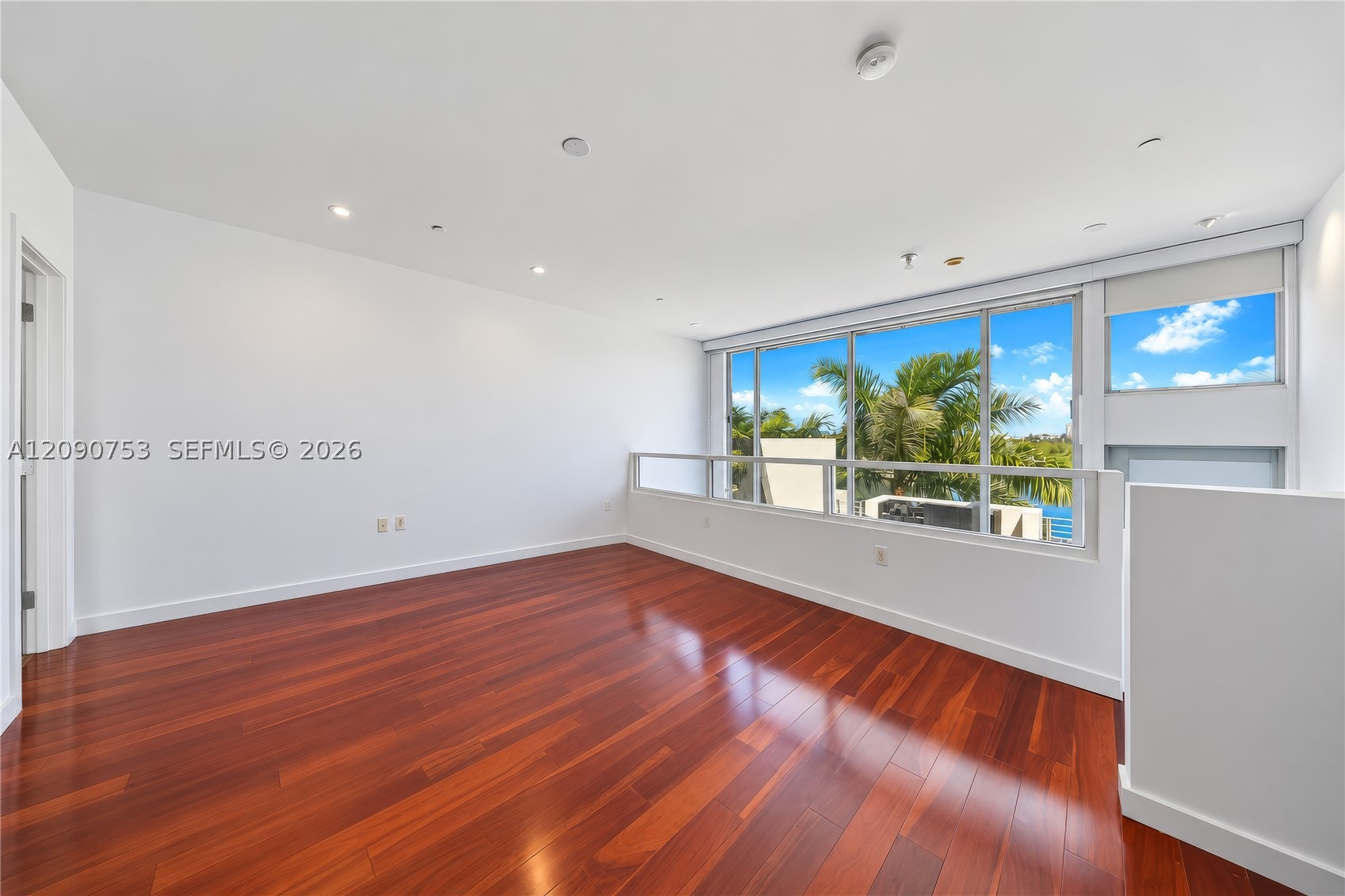 187/4 N Shore Dr #4, Miami Beach FL 33141