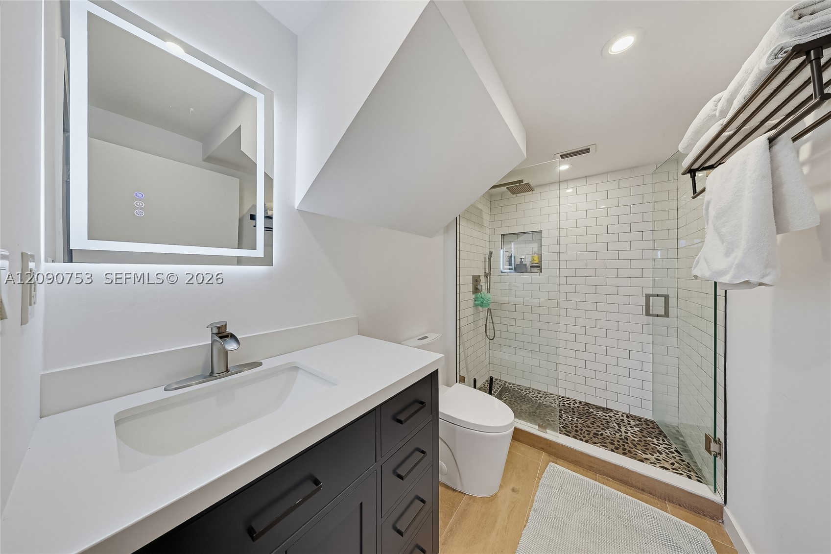 187/4 N Shore Dr #4, Miami Beach FL 33141