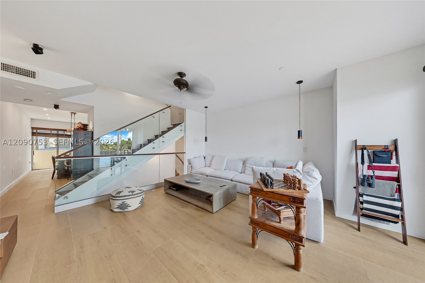 187/4 N Shore Dr #4, Miami Beach FL 33141