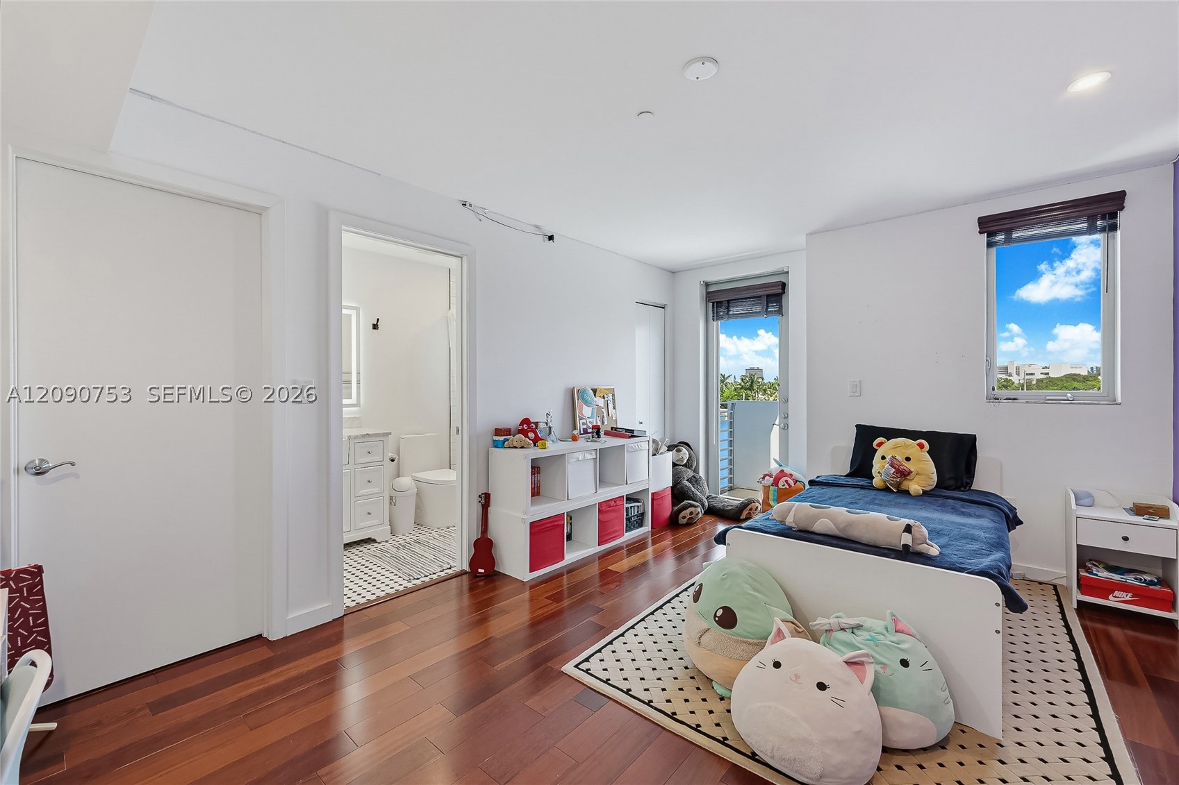 187/4 N Shore Dr #4, Miami Beach FL 33141