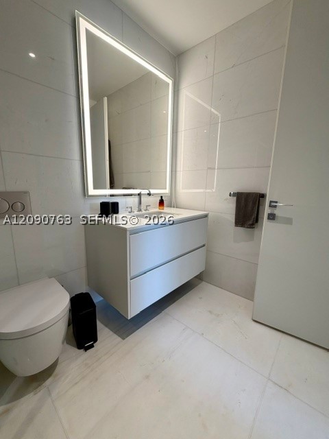 300 Biscayne Blvd Way #3308W, Miami FL 33131