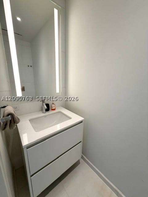 300 Biscayne Blvd Way #3308W, Miami FL 33131