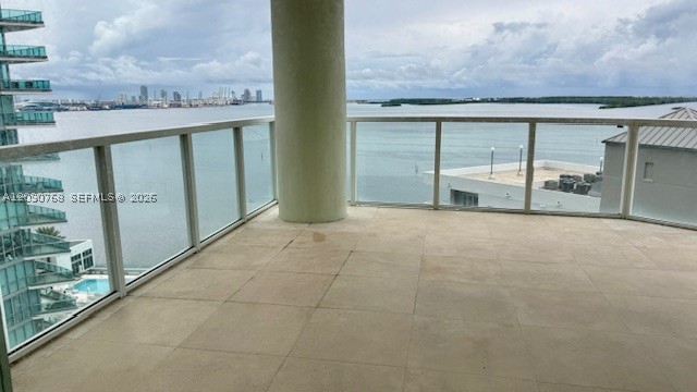 218 SE 14th St #1901, Miami FL 33131