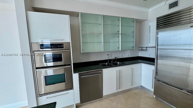 218 SE 14th St #1901, Miami FL 33131