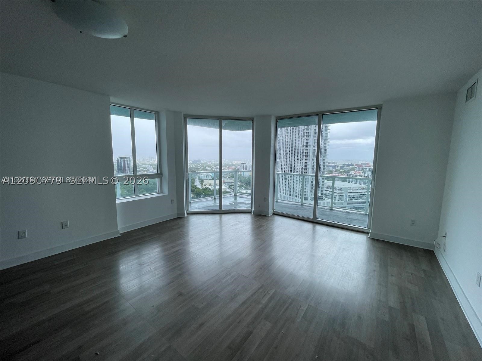 1900 N Bayshore Dr #2318, Miami FL 33132