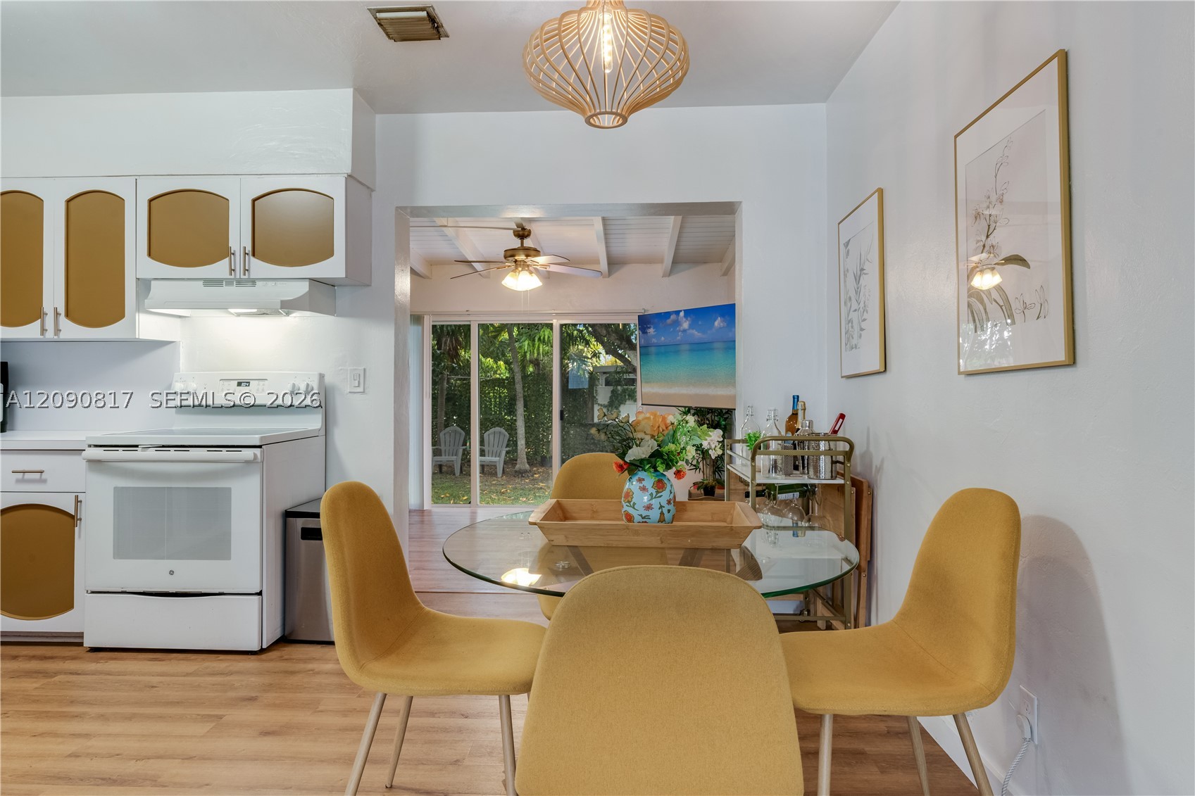 1238 NW 57th St, Miami FL 33142
