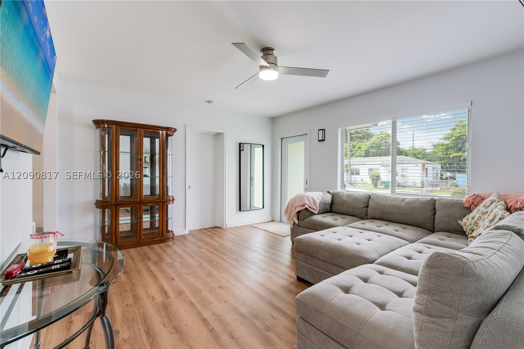 1238 NW 57th St, Miami FL 33142
