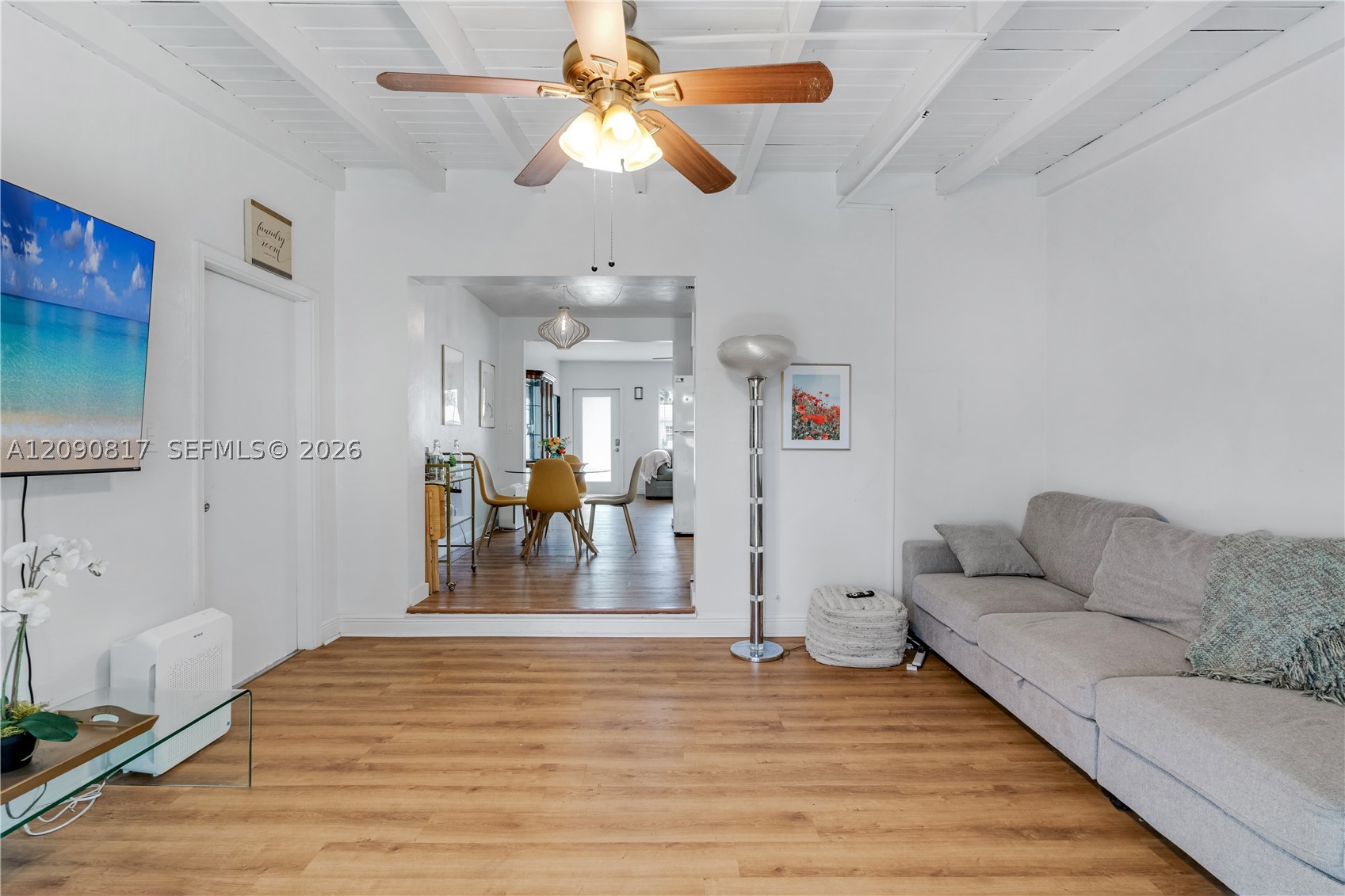 1238 NW 57th St, Miami FL 33142
