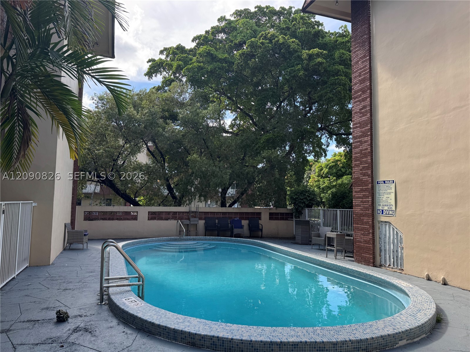 680 Miller Dr #W301, Miami Springs FL 33166