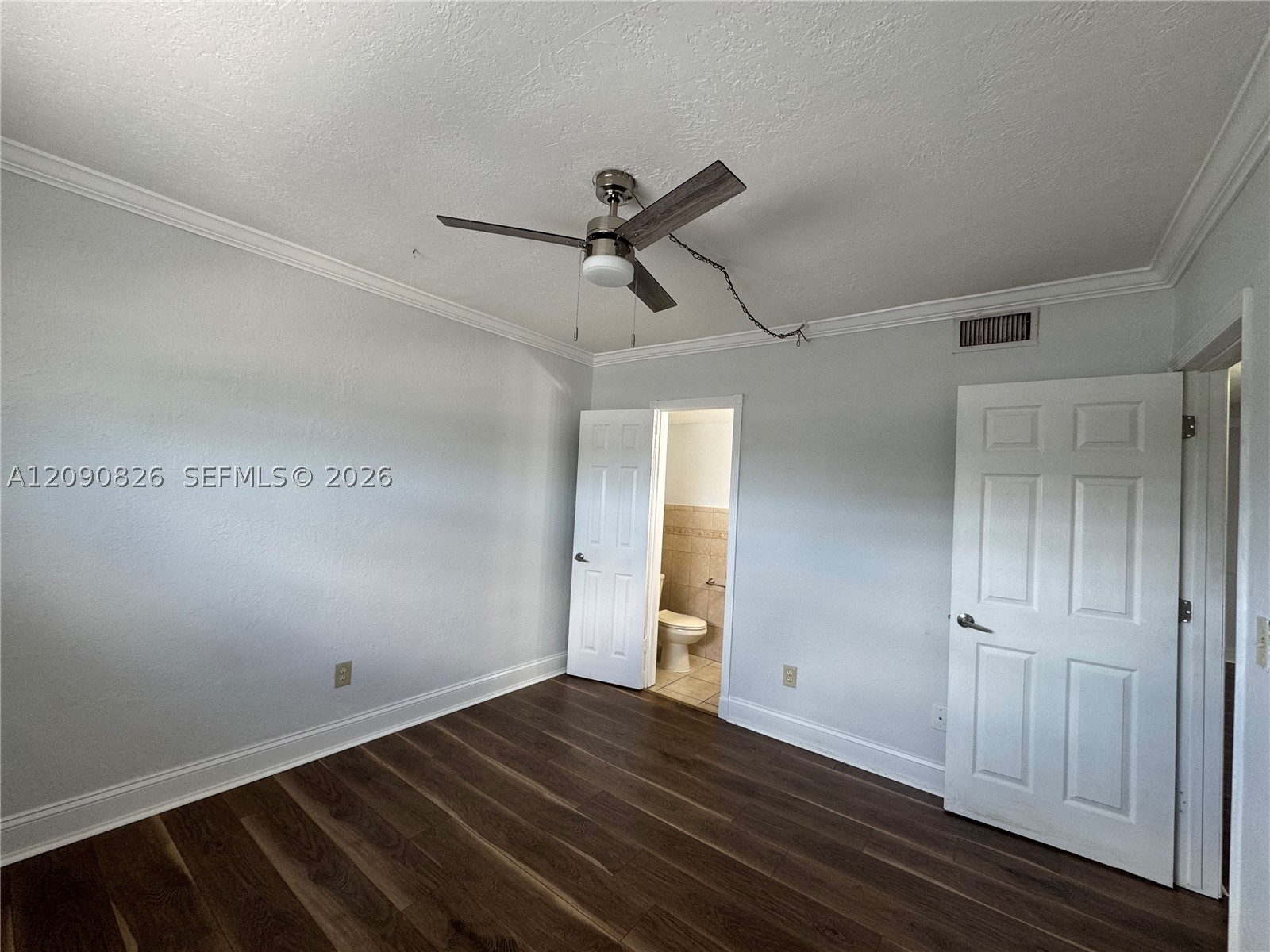 680 Miller Dr #W301, Miami Springs FL 33166