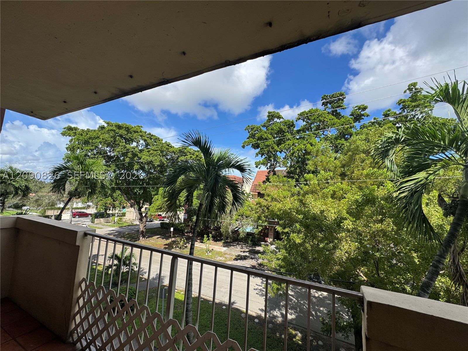 680 Miller Dr #W301, Miami Springs FL 33166