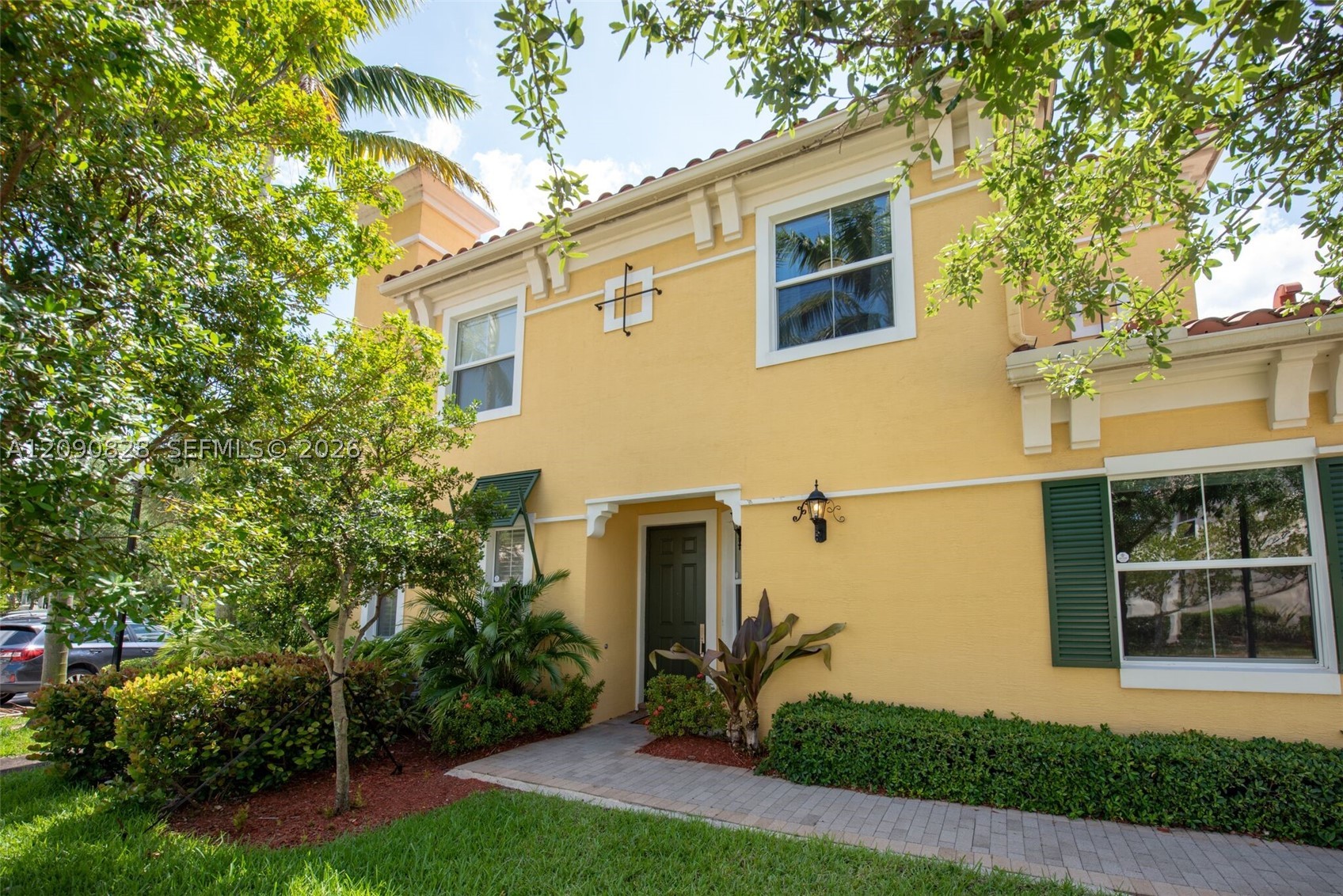 12410 NW 33rd St, Sunrise FL 33323
