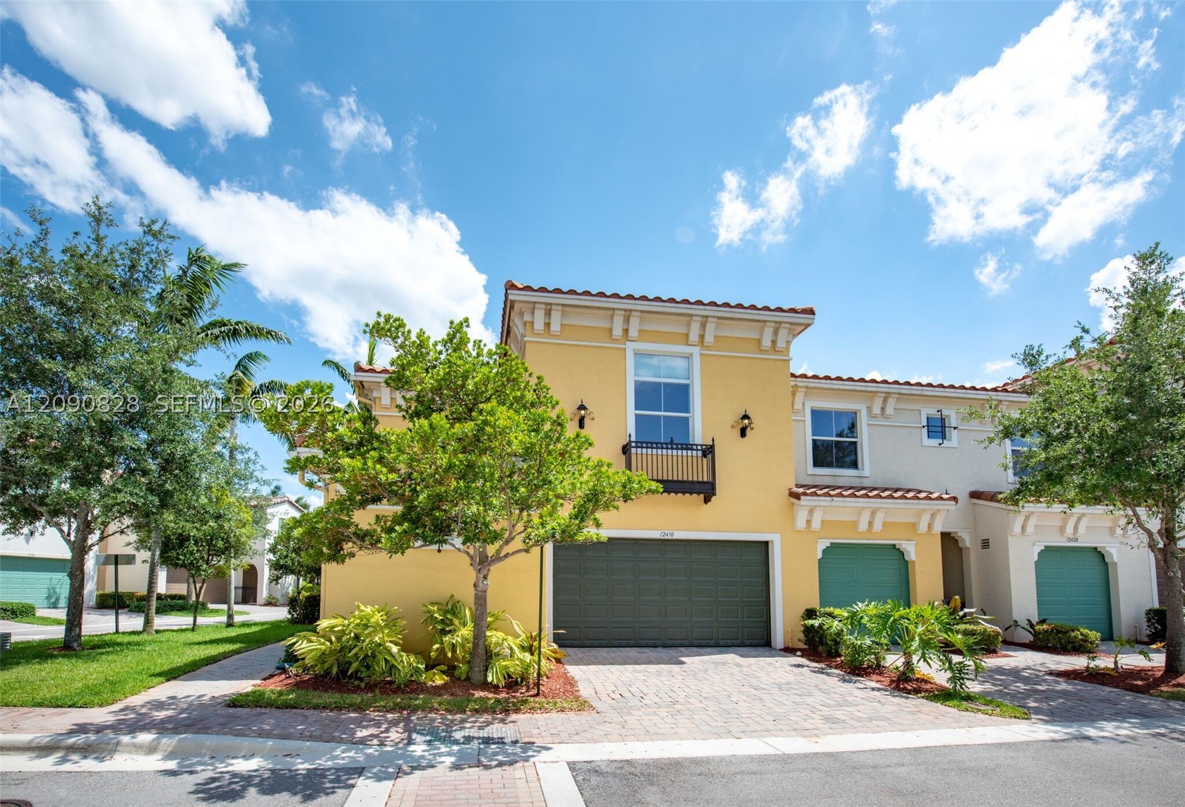 12410 NW 33rd St, Sunrise FL 33323
