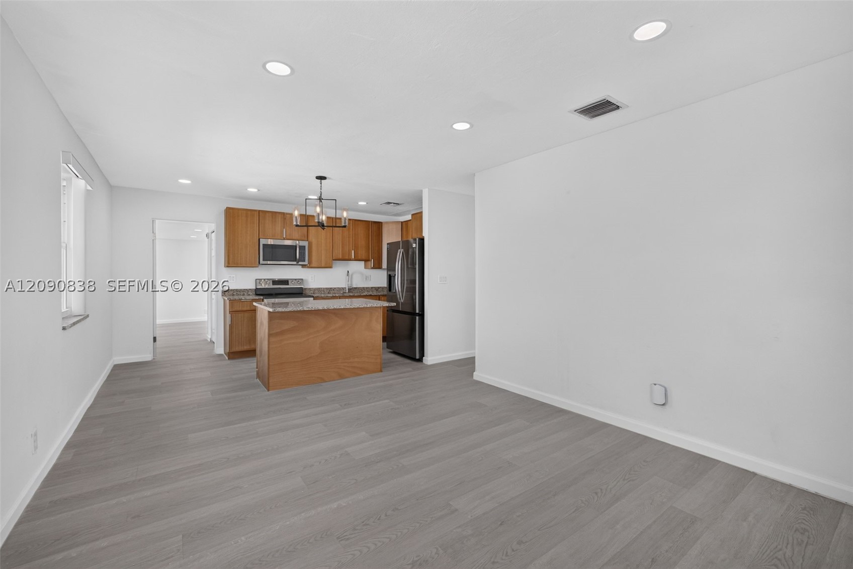 840 W 4th St #-, Riviera Beach FL 33404