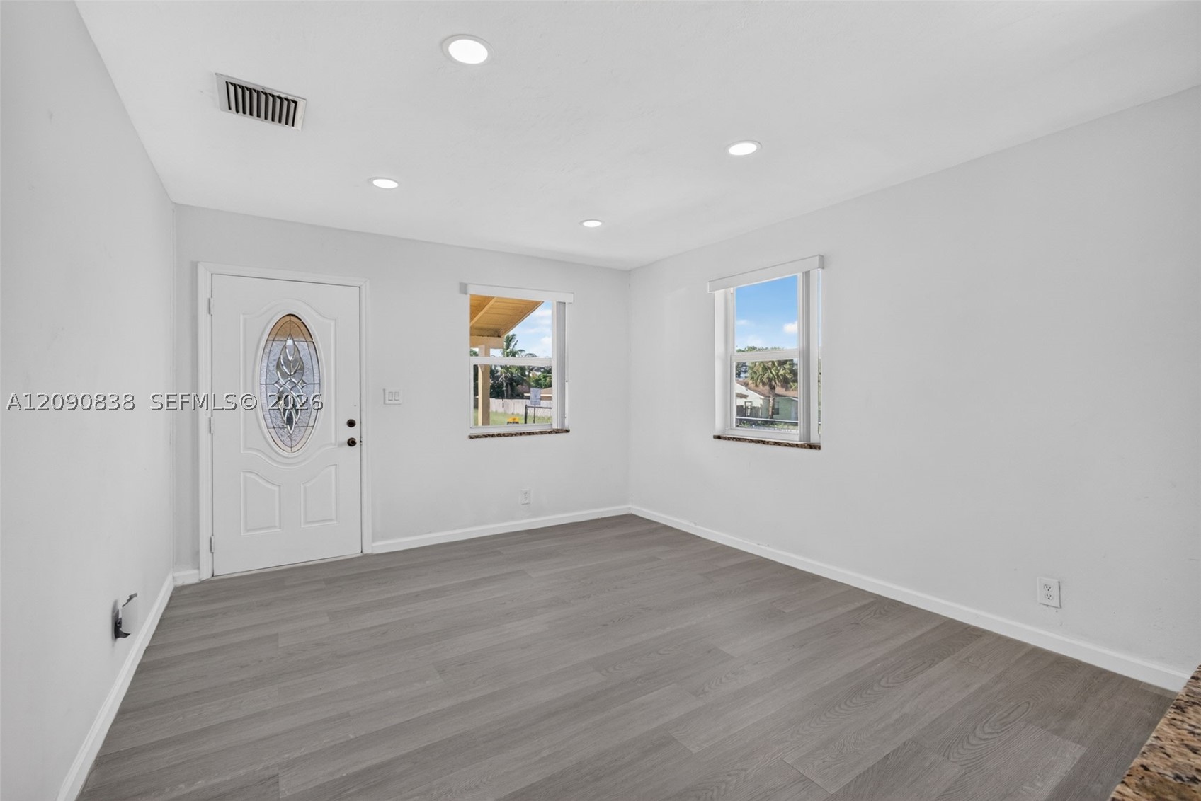 840 W 4th St #-, Riviera Beach FL 33404