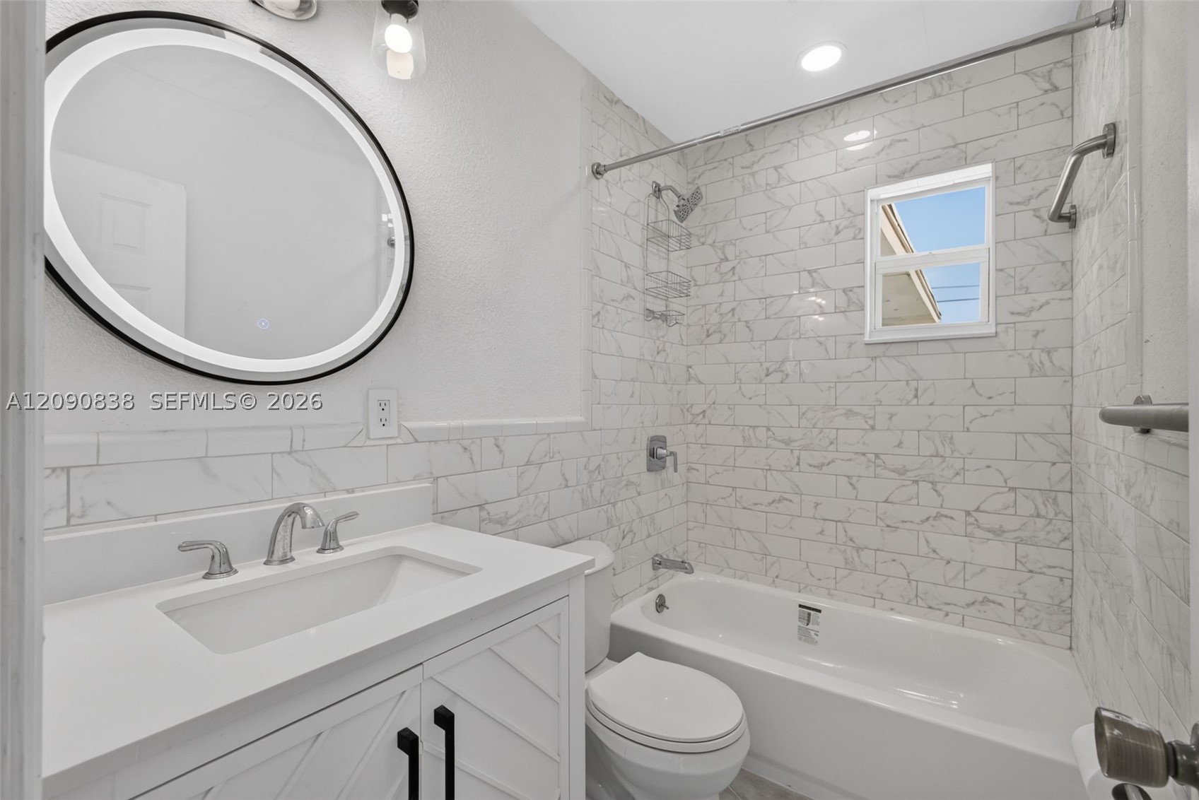 840 W 4th St #-, Riviera Beach FL 33404