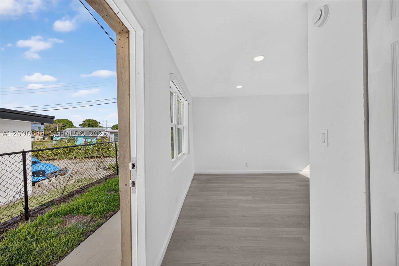 840 W 4th St #-, Riviera Beach FL 33404