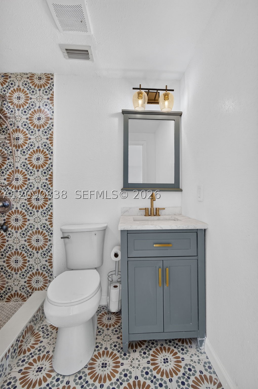 840 W 4th St #-, Riviera Beach FL 33404