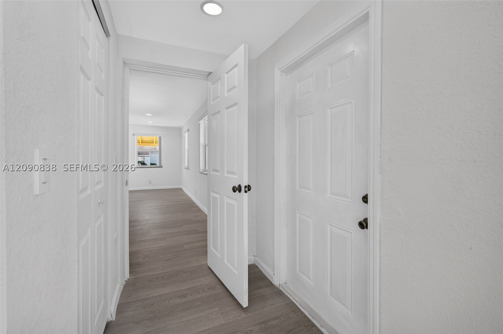 840 W 4th St #-, Riviera Beach FL 33404