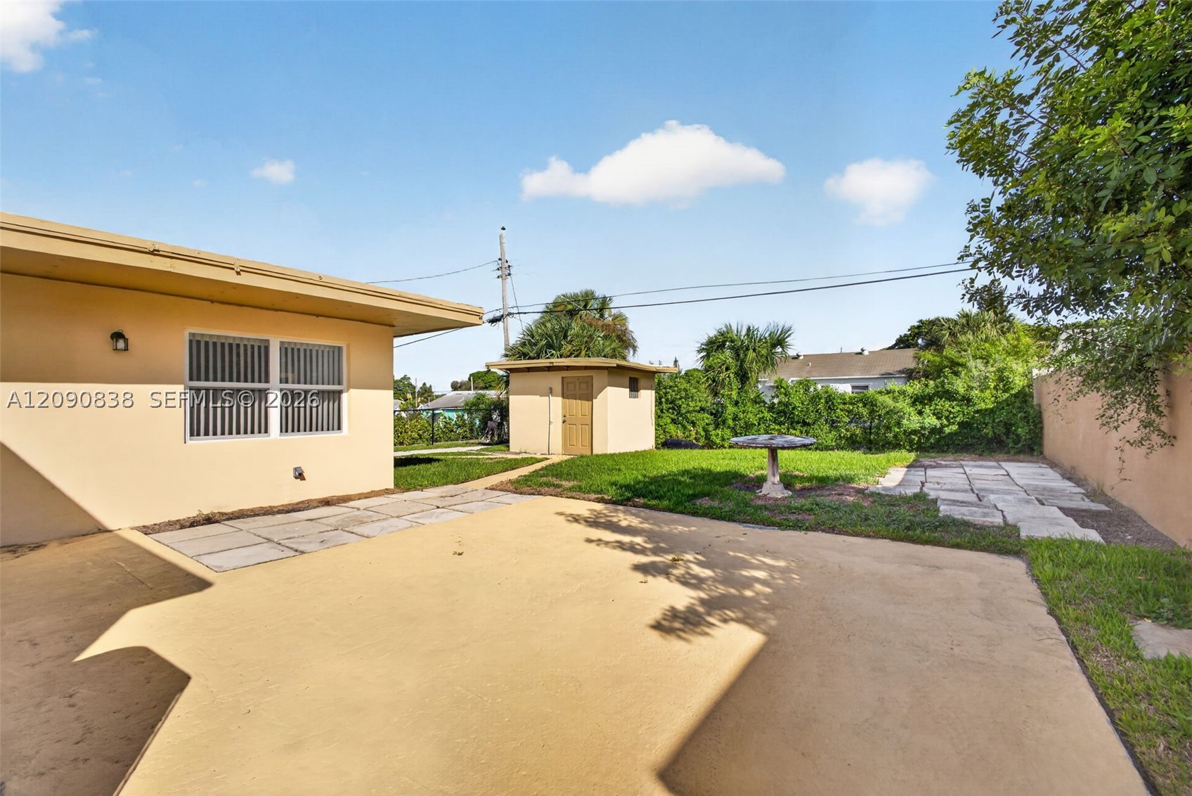 840 W 4th St #-, Riviera Beach FL 33404