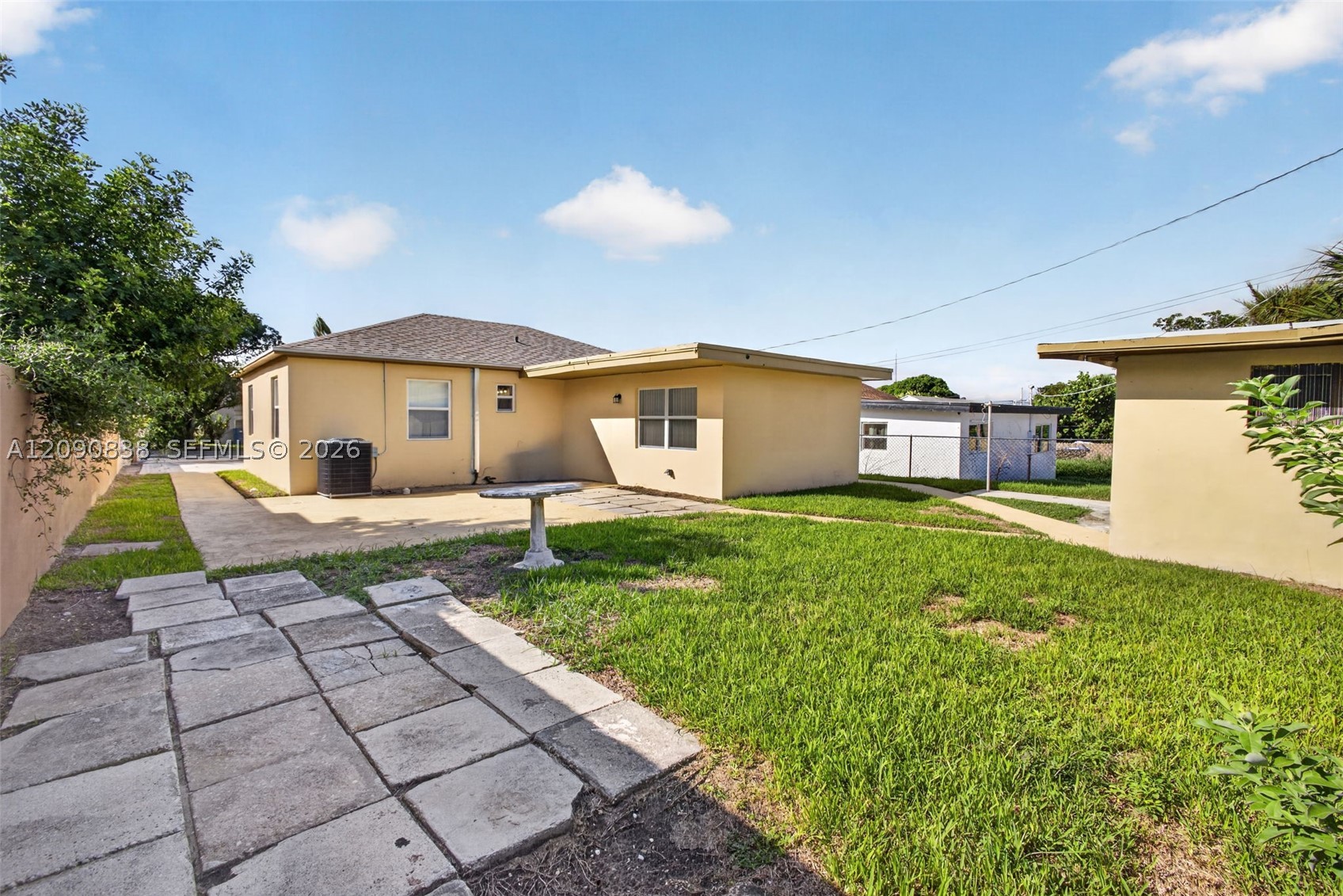 840 W 4th St #-, Riviera Beach FL 33404